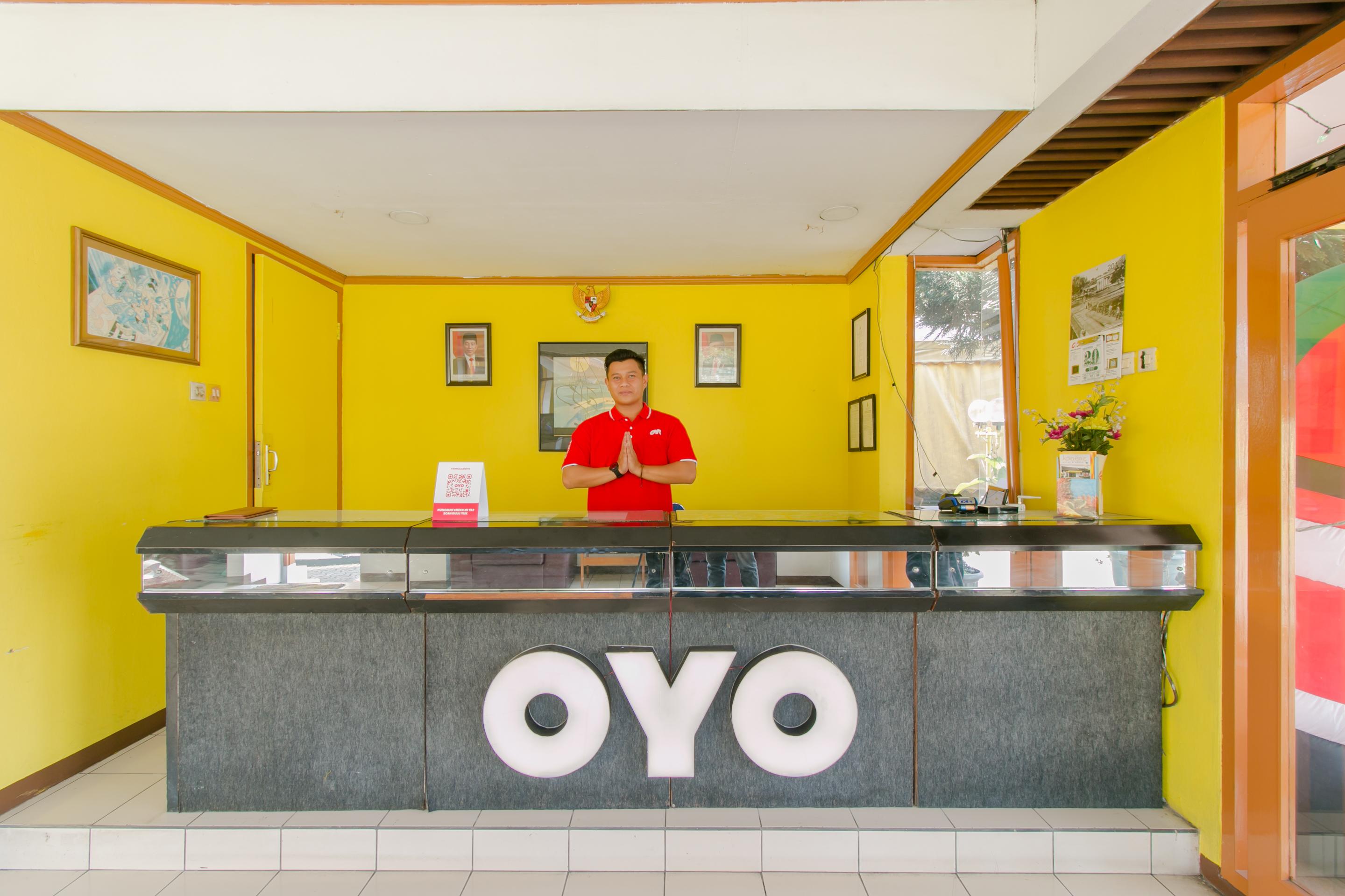 Oyo 1996 Koneng Hotel Cibodas Exterior photo
